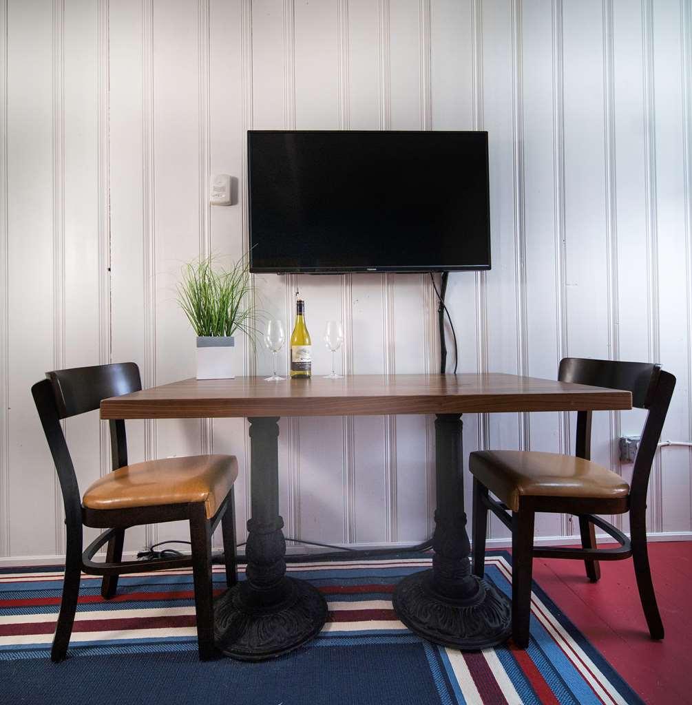 Surfside Inn Chatham Ruang foto